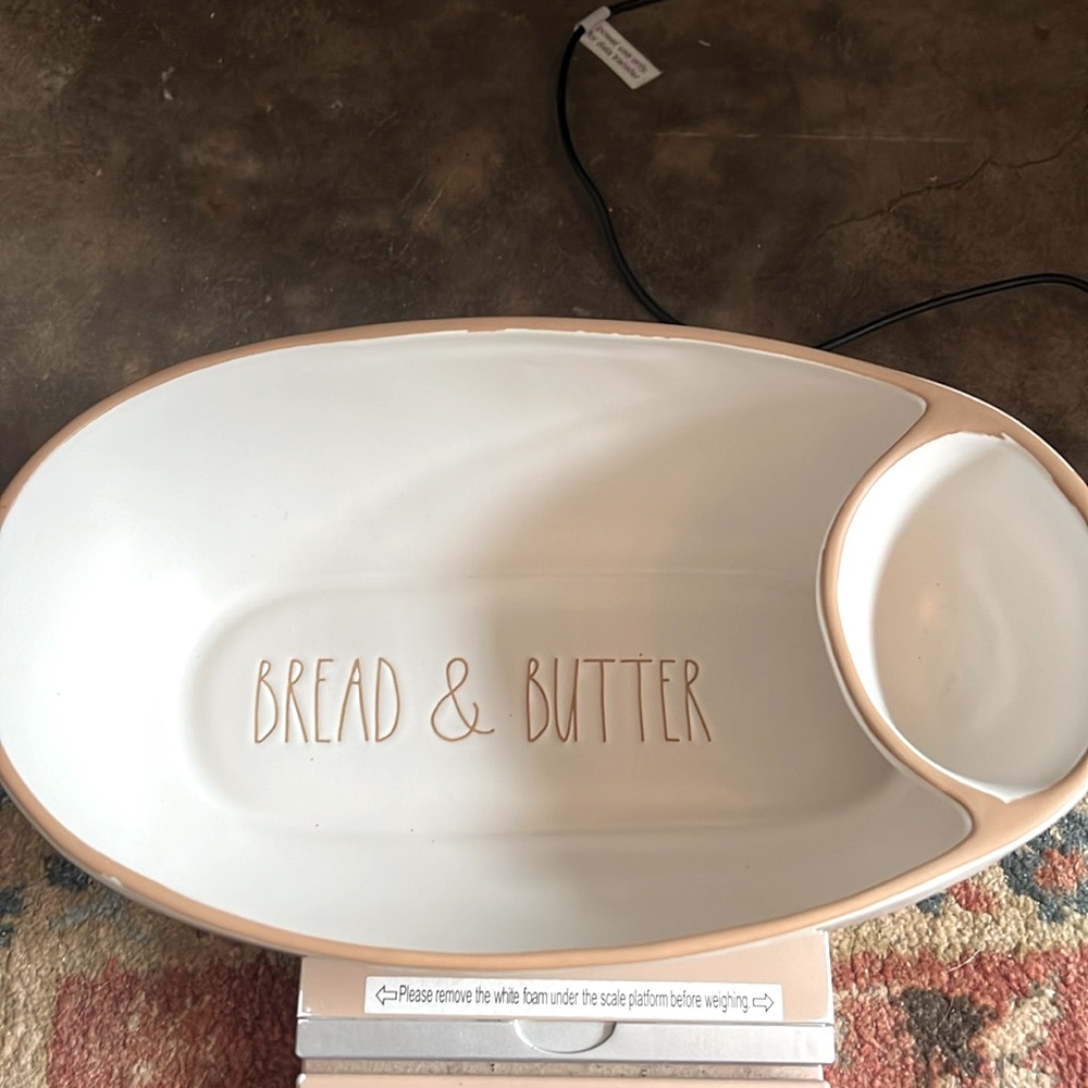 RAE DUNN BREAD π AND BUTTER DIVIDED SERVING DISH WHITE & tan NWT